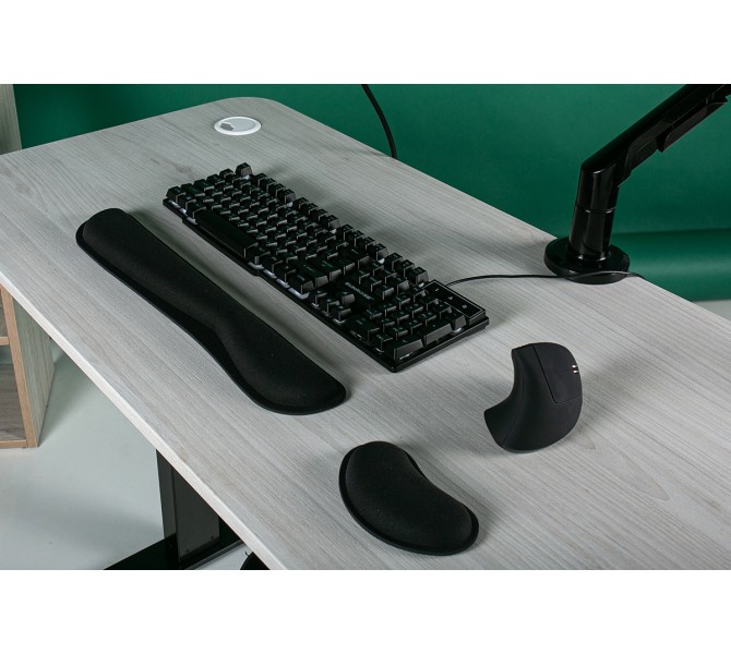Ергономічна геймерська поверхня з подушкою для зап'ястя VR ERGONOMIC SURFACES MP-209